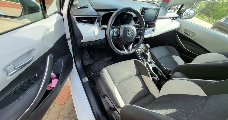 Toyota Corolla cena 67398 przebieg: 65000, rok produkcji 2020 z Bytom Odrzański małe 137